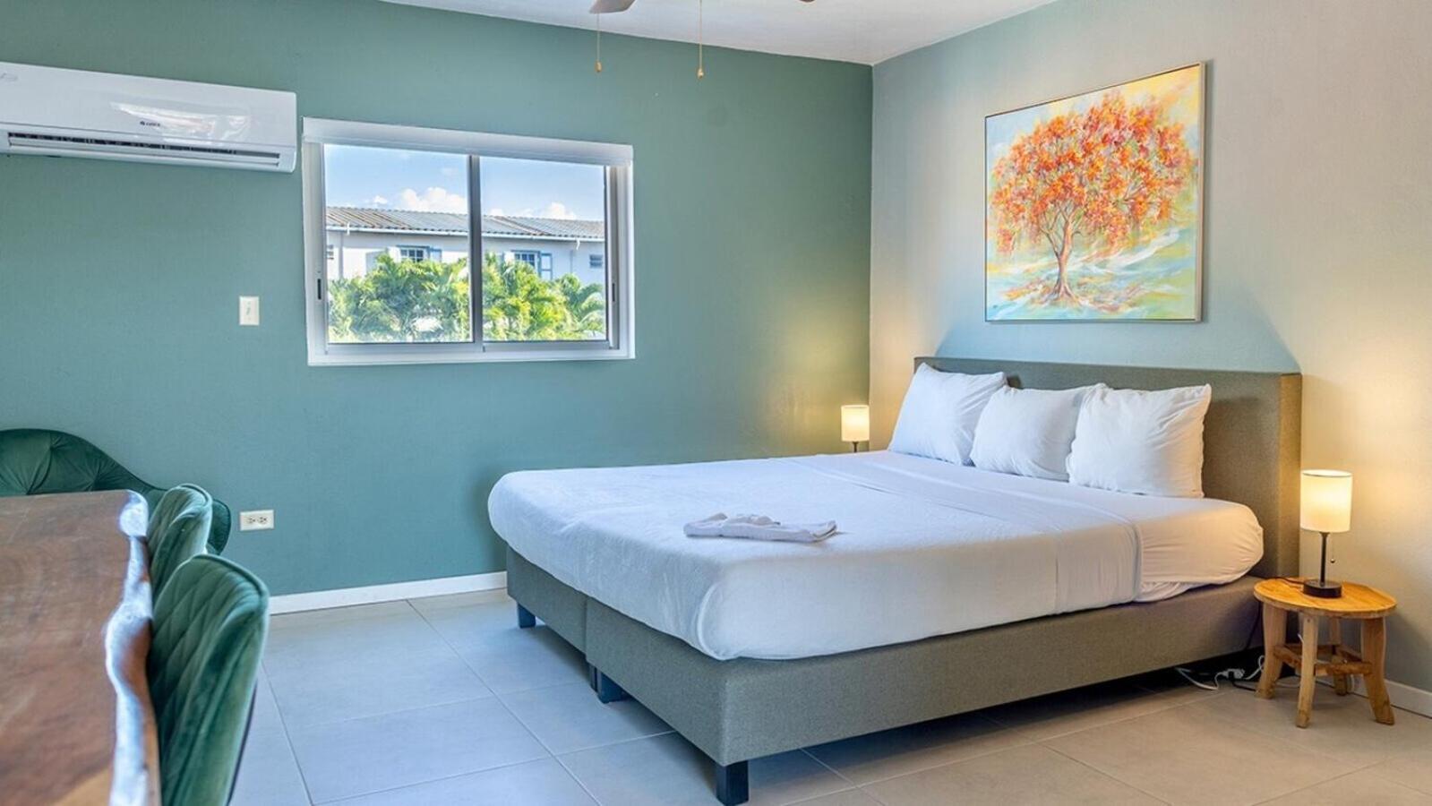 Talk Of The Town Inn & Suites - St Eustatius Oranjestad  Exterior photo